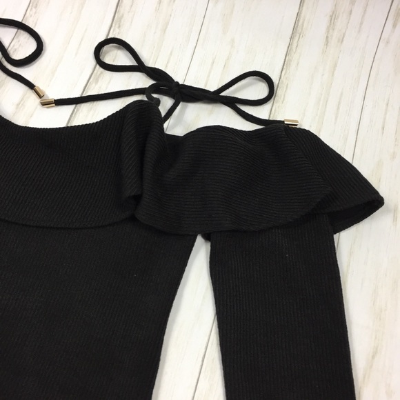 Black Knit Open Shoulder Bow Tie Flounce Top - Picture 6 of 8